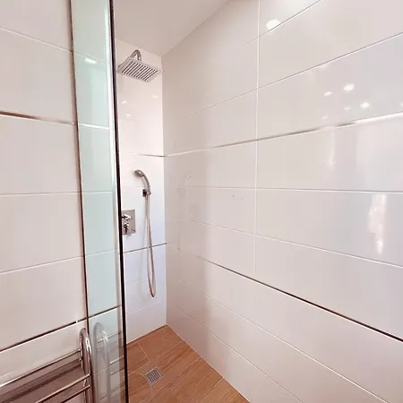 Ocean View! Parque Americas! Heated Pool, Ac! La05 Lägenhet