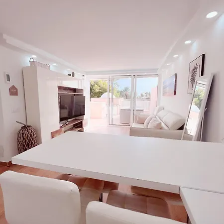 Lägenhet Ocean View! Parque Americas! Heated Pool, Ac! La05