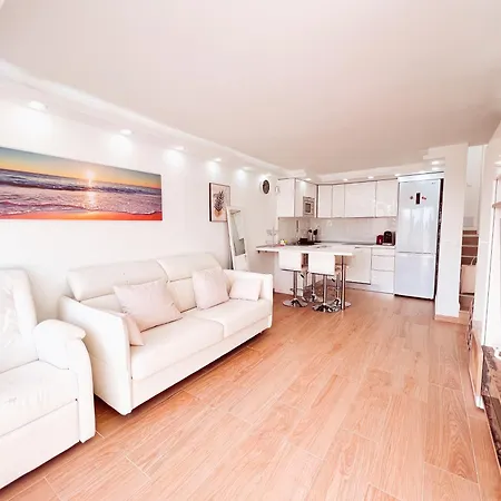 Lägenhet Ocean View! Parque Americas! Heated Pool, Ac! La05 *